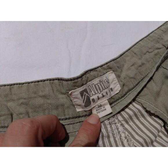 Alpine Design Men  Shorts Size 30 Cotton 5 Pockets Green Pin Striped - Picture 3 of 6
